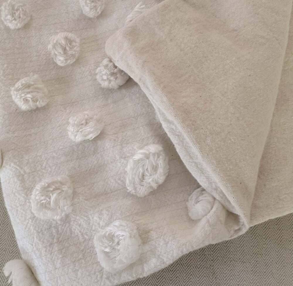 WEST ELM Cotton Candlewick Tufted Dots Pillow Cover 24x24 Ivory - Picture 2 of 5